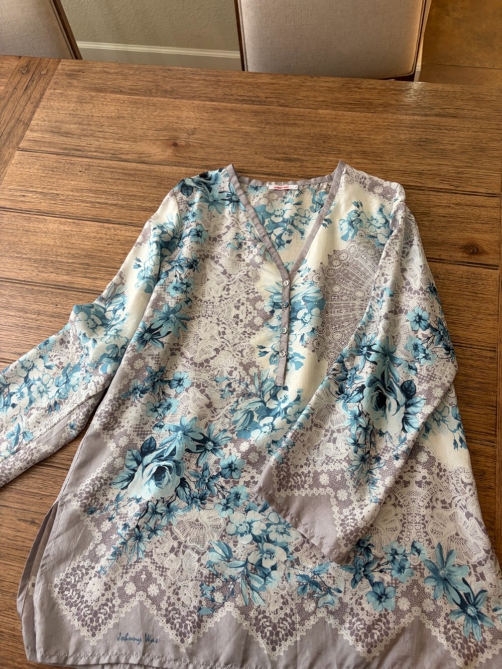 Johnny Was blue and silver  Tunic with Teal Floral Print 100% silk